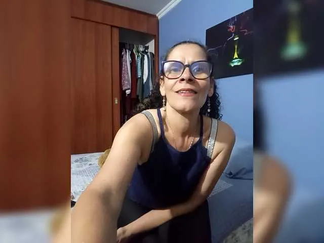 Taniamilf69 on BongaCams