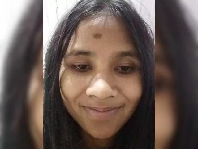 TitiAnnah on BongaCams 