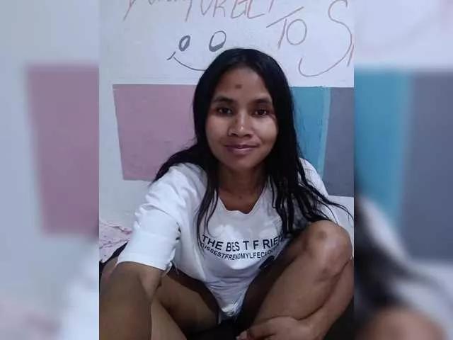TitiAnnah on BongaCams