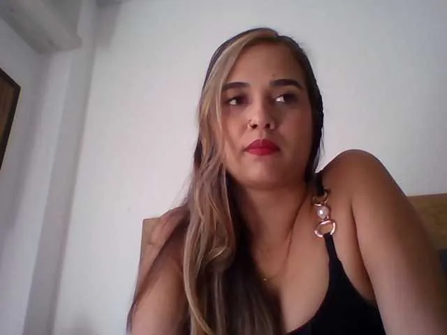 trianabell on BongaCams