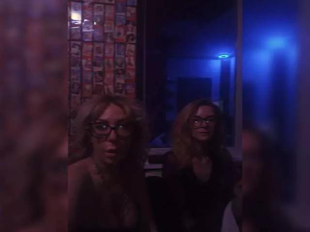 Tutti-frutti- on BongaCams 