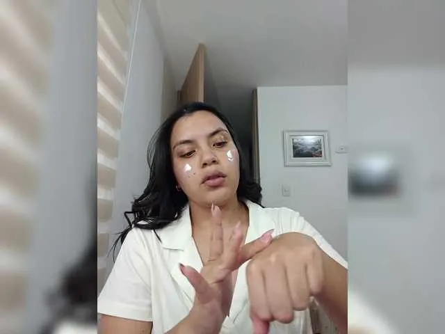 Val-kyrie on BongaCams