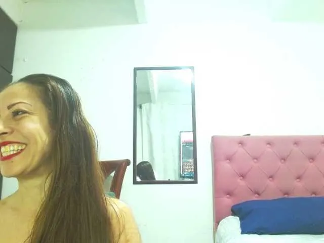 VenusWood on BongaCams