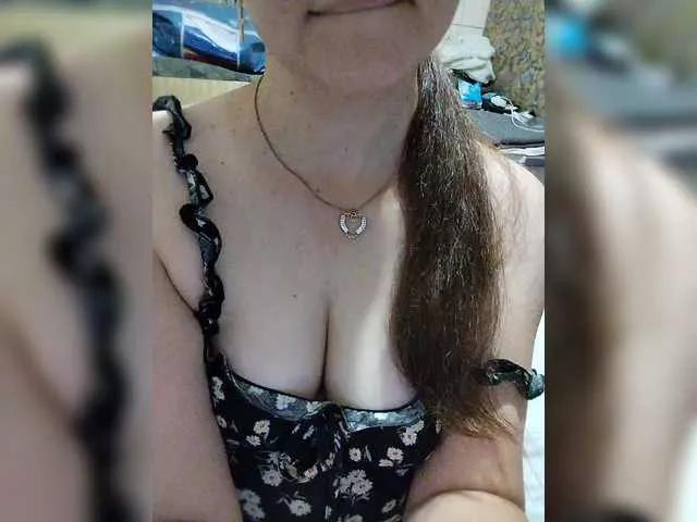 Offline Vikki-vik on BongaCams