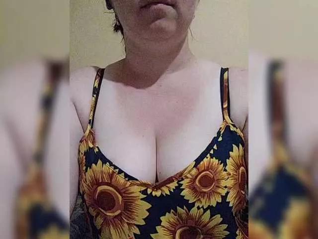 Vitalina272127 on BongaCams