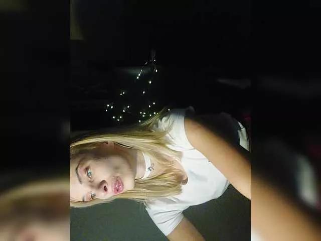 Offline WickedWycche on BongaCams