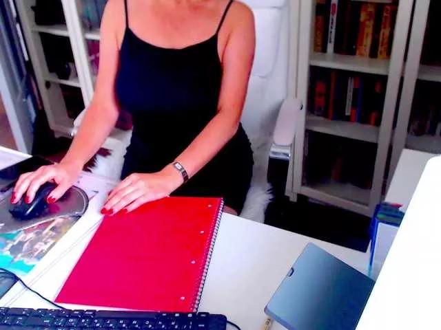 Offline xxangelcatxx on BongaCams