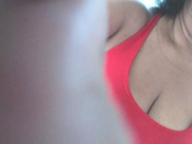 Yayishotsexyw on BongaCams 