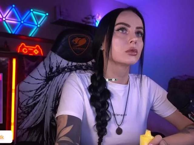 your-red-wine on BongaCams 