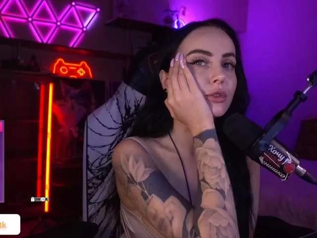 your-red-wine on BongaCams 