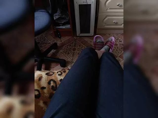 ZaraSss on BongaCams 