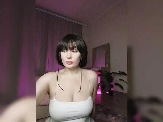 Zeeeme on BongaCams 