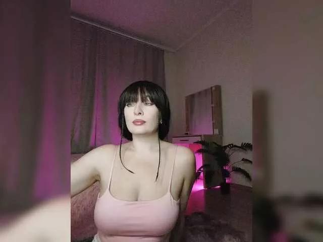 Zeeeme on BongaCams 