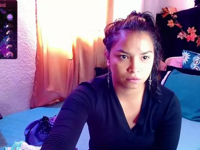 Zoe-rossi99 on BongaCams