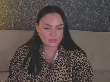 adele_crown — suck my fingers and see cam [30 tokens left] #new #shy #nonude #bbw #bigboobs #mistress