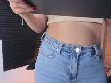 ah_mara on Chaturbate