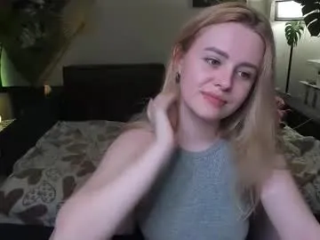 alexa_pirs — Heeyyy! :) ** EXAMPLE ** #cute #natural #tease #feet #young