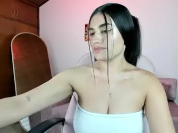 alheli_16 — GOAL: Topples [46 tokens remaining] Stay a while... I promise to make it worth every second #latina #bigtits #bigboobs #nonude #new
