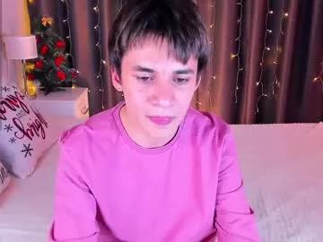andrew_clar on Chaturbate 
