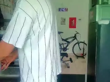 andy_gray01 on Chaturbate