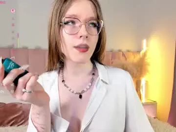 angee_ — GOAL: 20 hard spanks ass [0 tokens remaining] Are you ready to make this day unforgettable! #young #trans #bigcock #redhead #blowjob