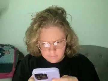 angeloflight273360 on Chaturbate