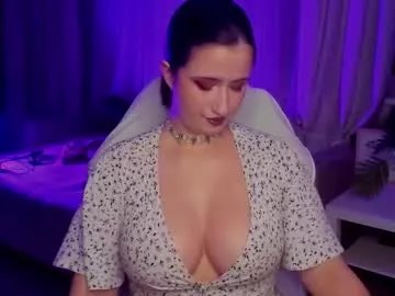 annalluring on Chaturbate 