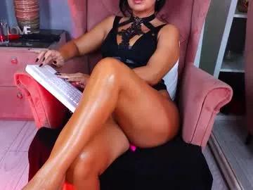 Freechat aqueenmonica on Chaturbate