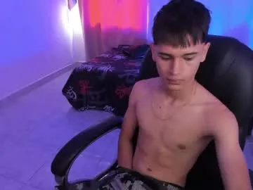 aron_boyy on Chaturbate