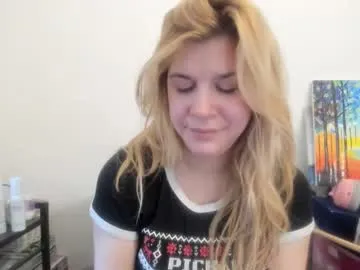 artsyandcraftsy_ — If I told you....Coffee is my fuel;) I do speak #english and a little bit of #german .. Maybe I am #hairy but maybe too bad because I am #nonude but I know you will like my #smile :) [8880 tokens rema