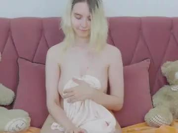 Explore Ashly_cherry, she wants to masturbate for you ashly_cherry from Chaturbate