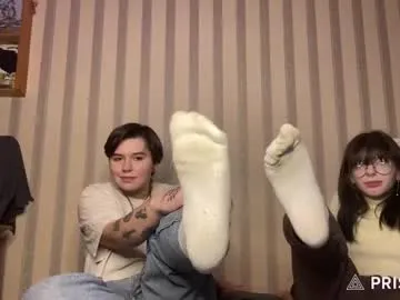 asti_moon — Hi we new here - Goal: lotion show [252 tokens left] #new #teen #goth #lesbian #skinny