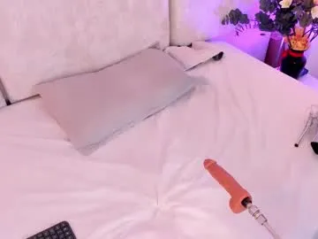 astorath_angel — Just get out all my JUICES!! [235 tokens left] #fuckmachine #lovense #feet #squirt #bigclit