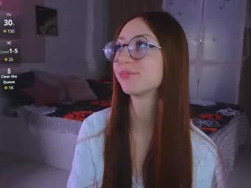 Naked Avrillemell wants you to fuck her body now avrillemell from Chaturbate