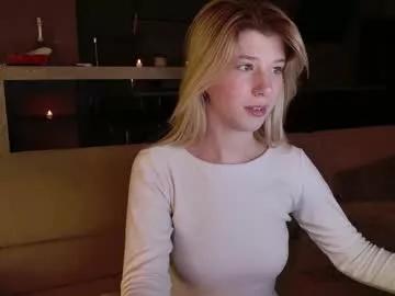 bella_amoury on Chaturbate