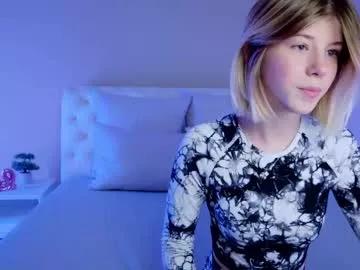 bella_amoury on Chaturbate