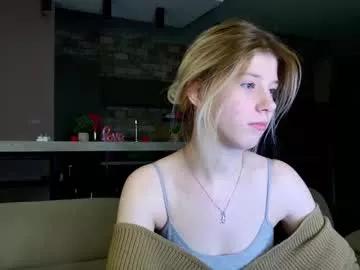 bella_amoury on Chaturbate