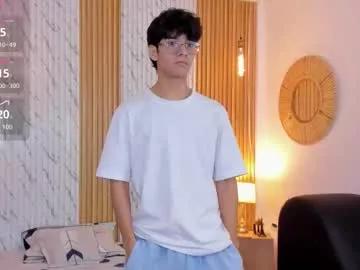 Hot Billie_jr wants you to fuck his body now billie_jr from Chaturbate