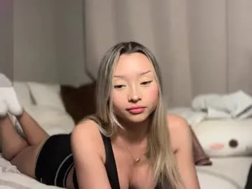 carmenxrose — Play with me  Take top off (Bra stays on) [900 tokens left] #new #18 #teen #young #squirt  #anal #asian #lovense