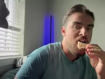 ccmanrivs120 on Chaturbate