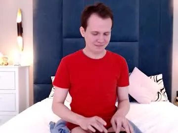 charlie_madison1 — Goal: SHOW MY BODY #twink #shy #cum #new #feet - Next Goal: Spank ass 10 times