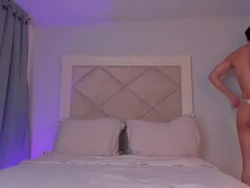 charly_ackerman on Chaturbate