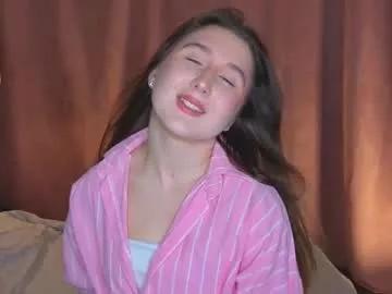 Checkout 18 years old chelsiecleal from Chaturbate chelsiecleal from Chaturbate