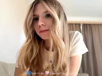 chloe_show