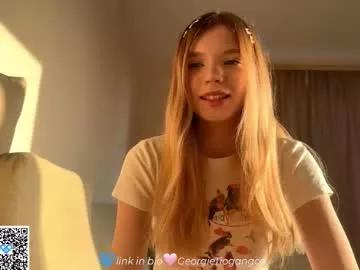 chloe_show from Chaturbate