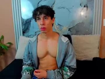 chris_evans27 from Chaturbate