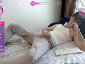 chrixtopherobin — Cumshot #lovense #young #cum #gay #cumshow #pvt #skinny #bigdick [1000 tokens remaining]