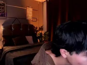 chrristopher77 on Chaturbate 