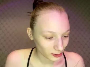 cleotilderinde on Chaturbate