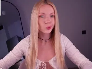 cutebon — Say hi, if u like me!  - Goal: Lick fingers very sloppy! [209 tokens left] #shy #teen #new #cute #18